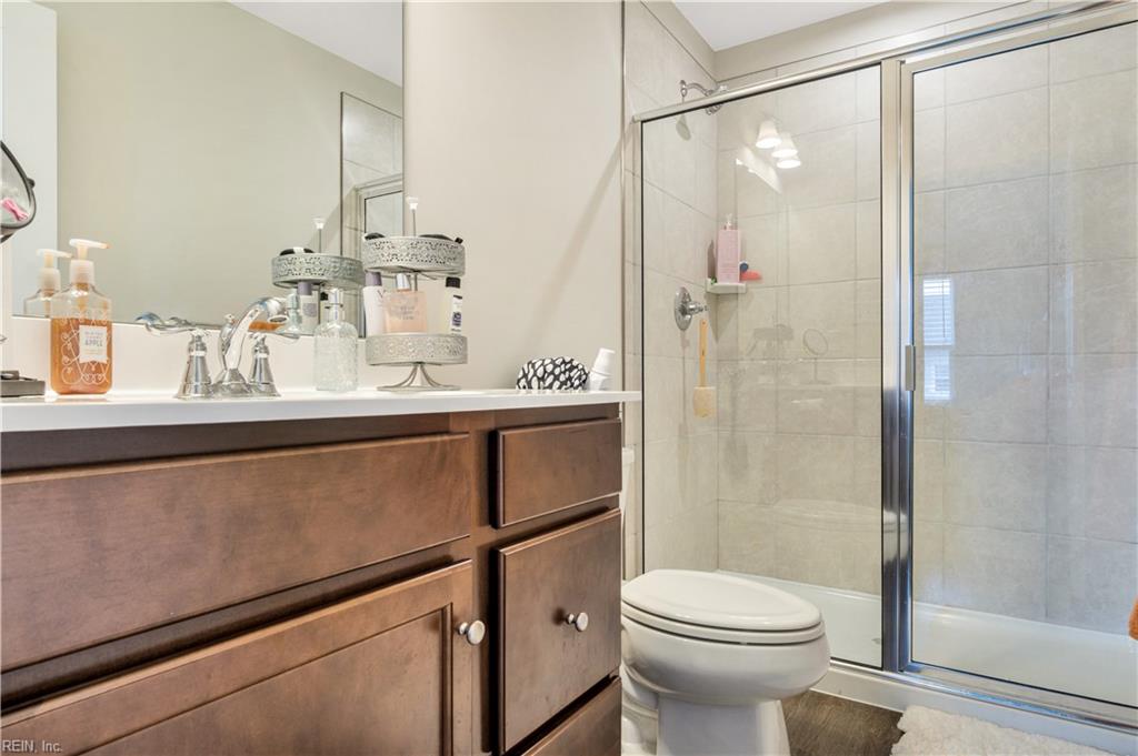 105 Stegg St Property Photo 22