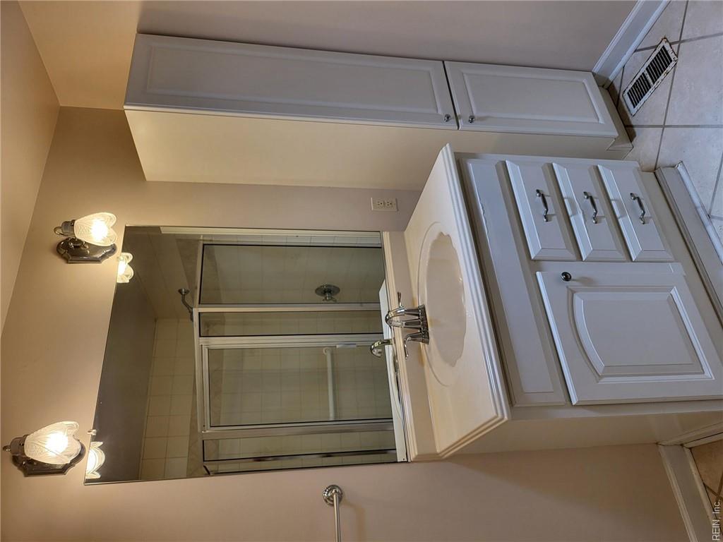 90 Hampton Roads Ave Property Photo 29