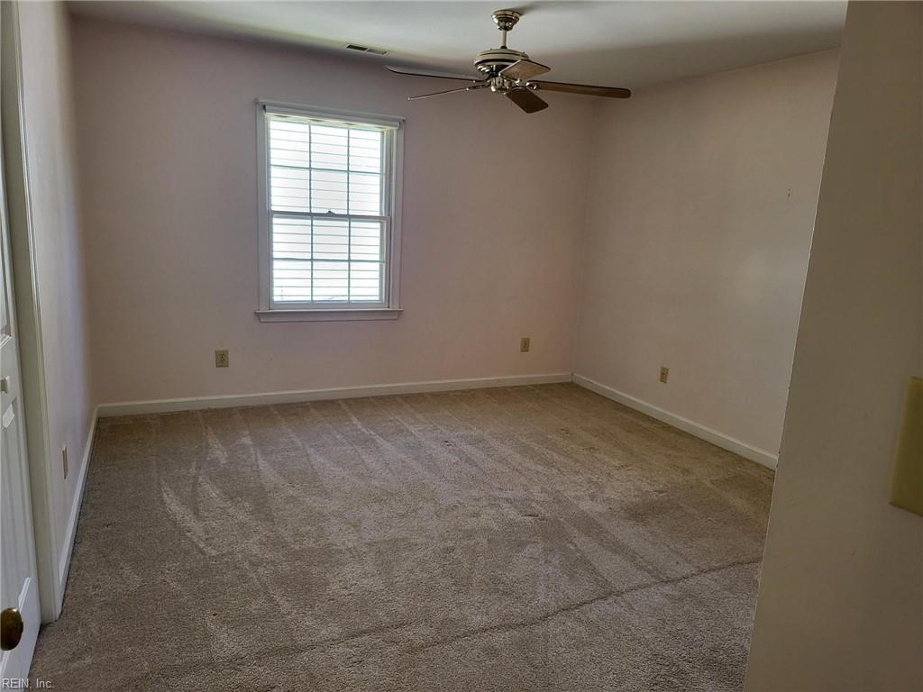 90 Hampton Roads Ave Property Photo 38
