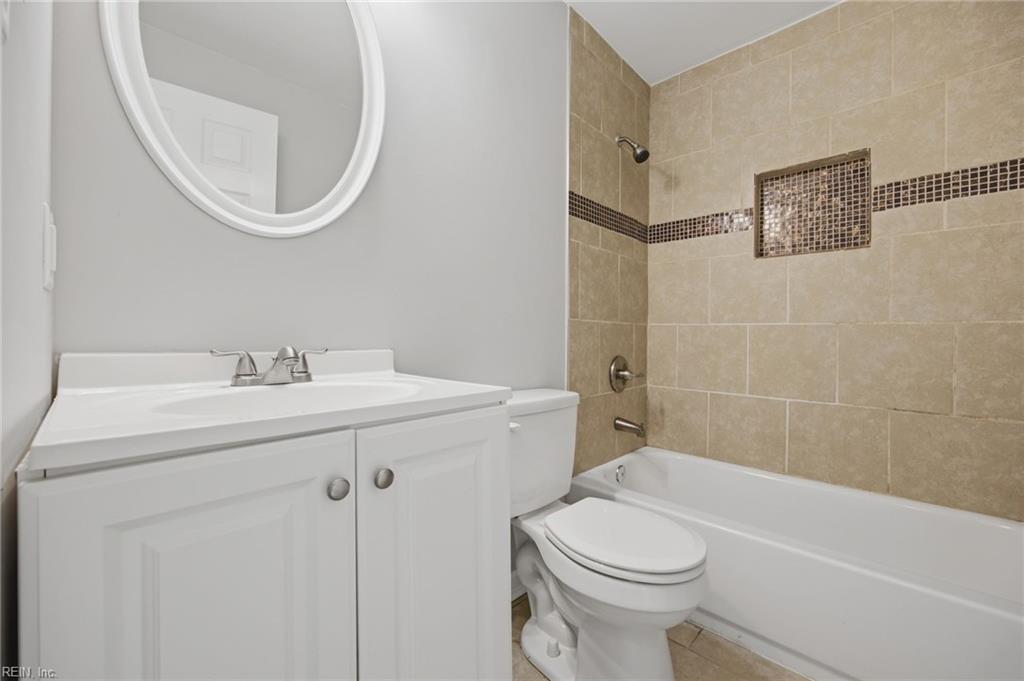 745 Bold St Property Photo 16