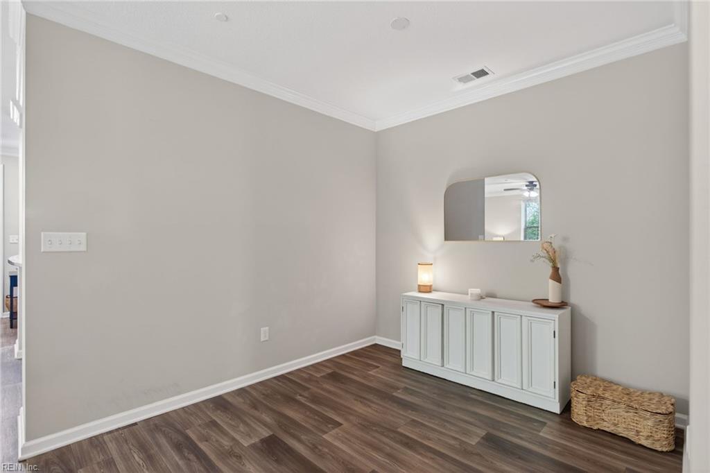 701 Kathy Ann Way N Property Photo 16