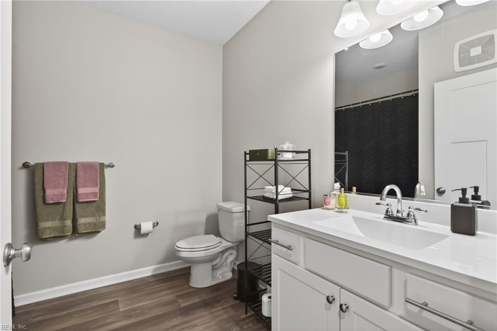 701 Kathy Ann Way N Property Photo 17
