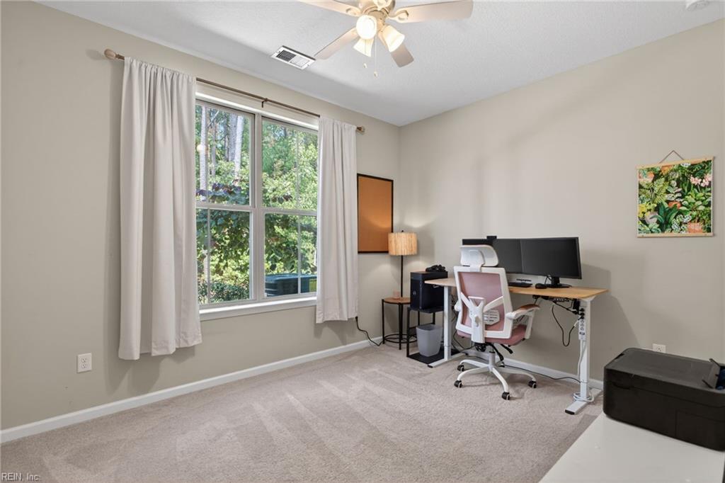 701 Kathy Ann Way N Property Photo 20