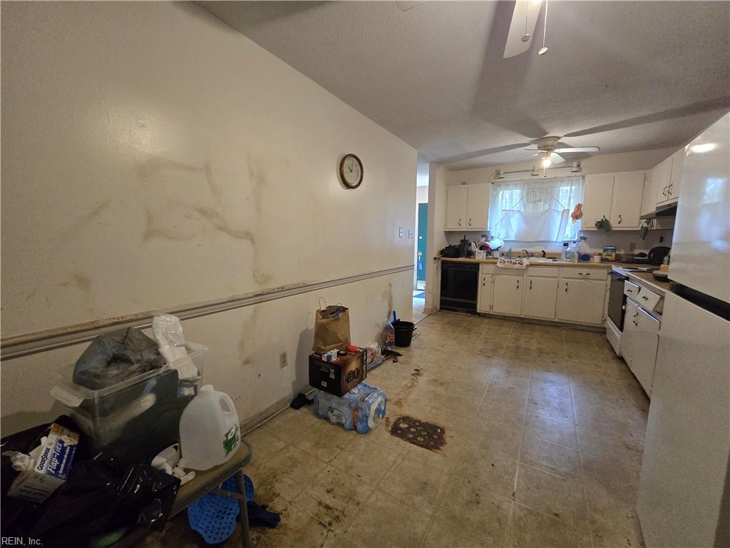 716 Tanbark Dr Property Photo 8