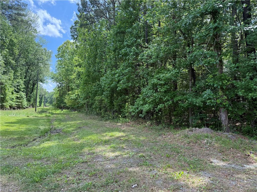 6701 Crittenden Rd Property Photo 2