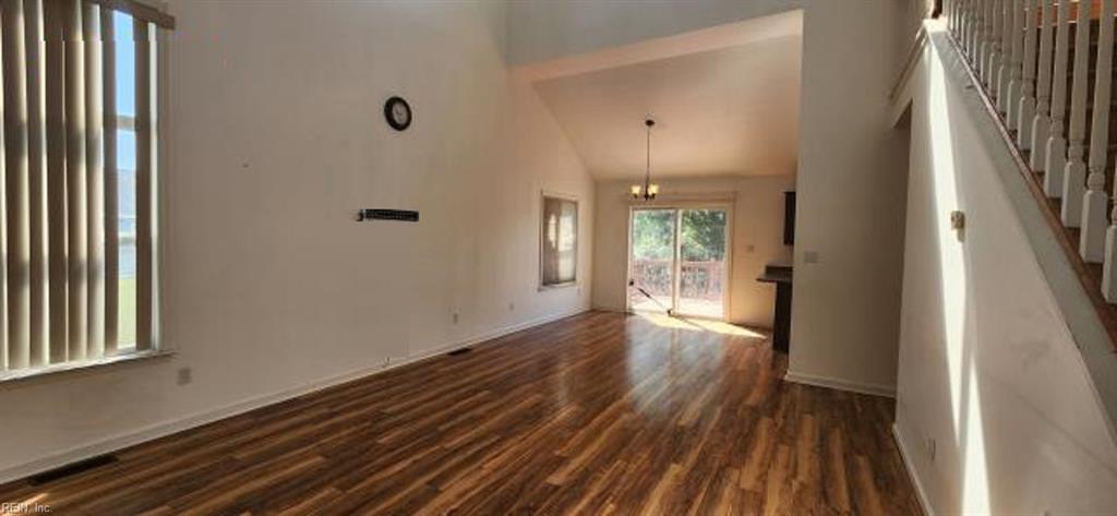2402 Octopus Rd Property Photo 3