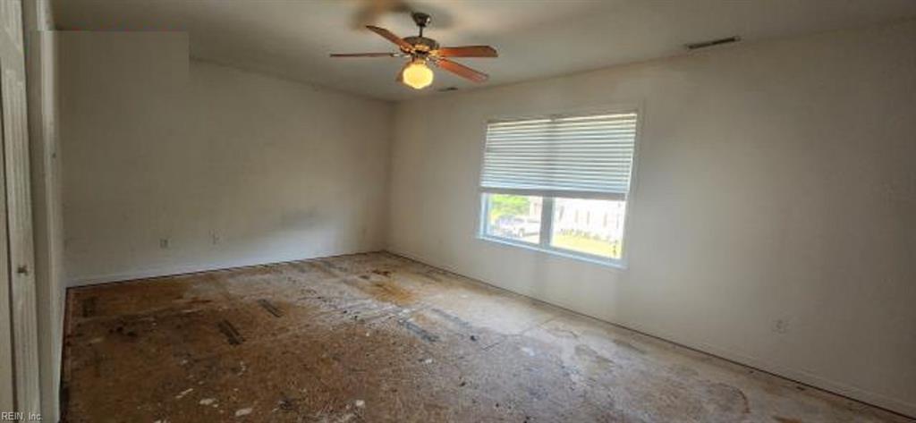 2402 Octopus Rd Property Photo 14