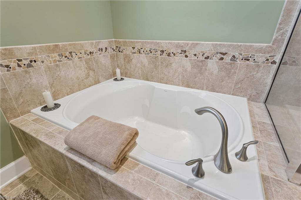4174 Winthrop Cir Property Photo 22