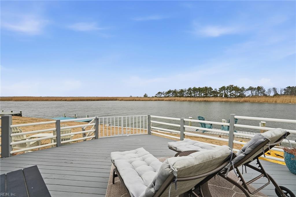3665 Sandpiper Rd Property Photo 10