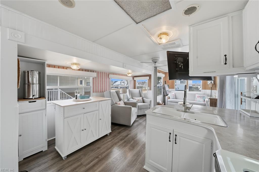 3665 Sandpiper Rd Property Photo 17