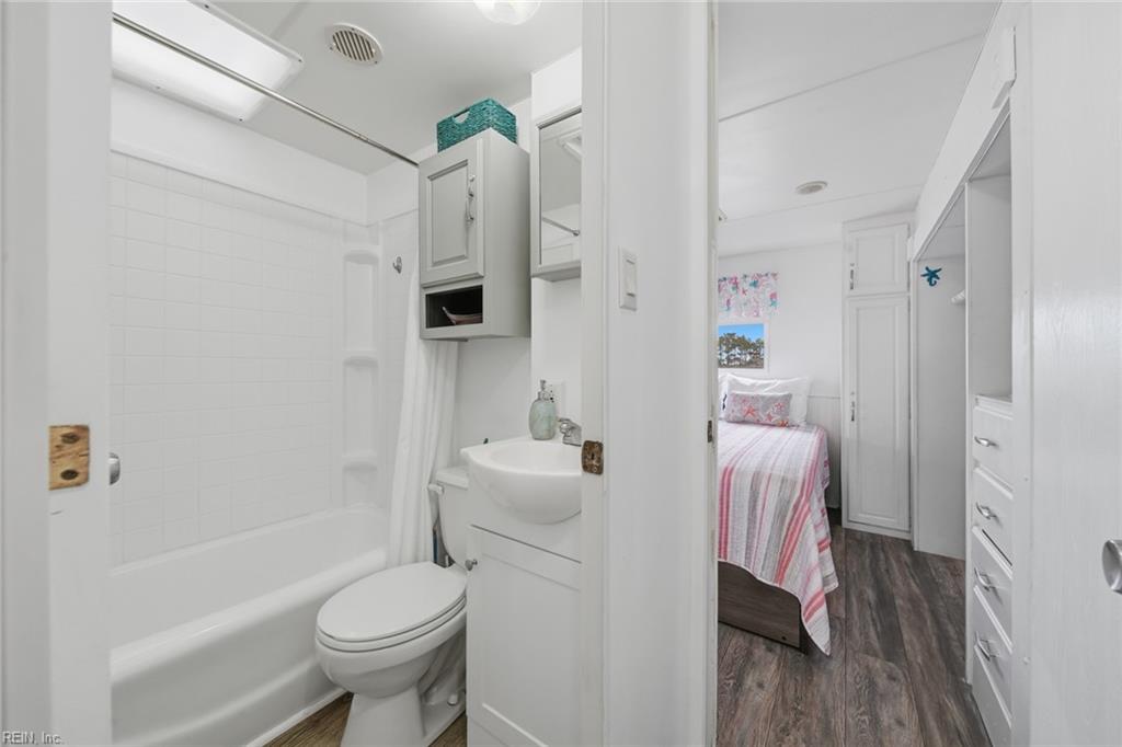 3665 Sandpiper Rd Property Photo 28