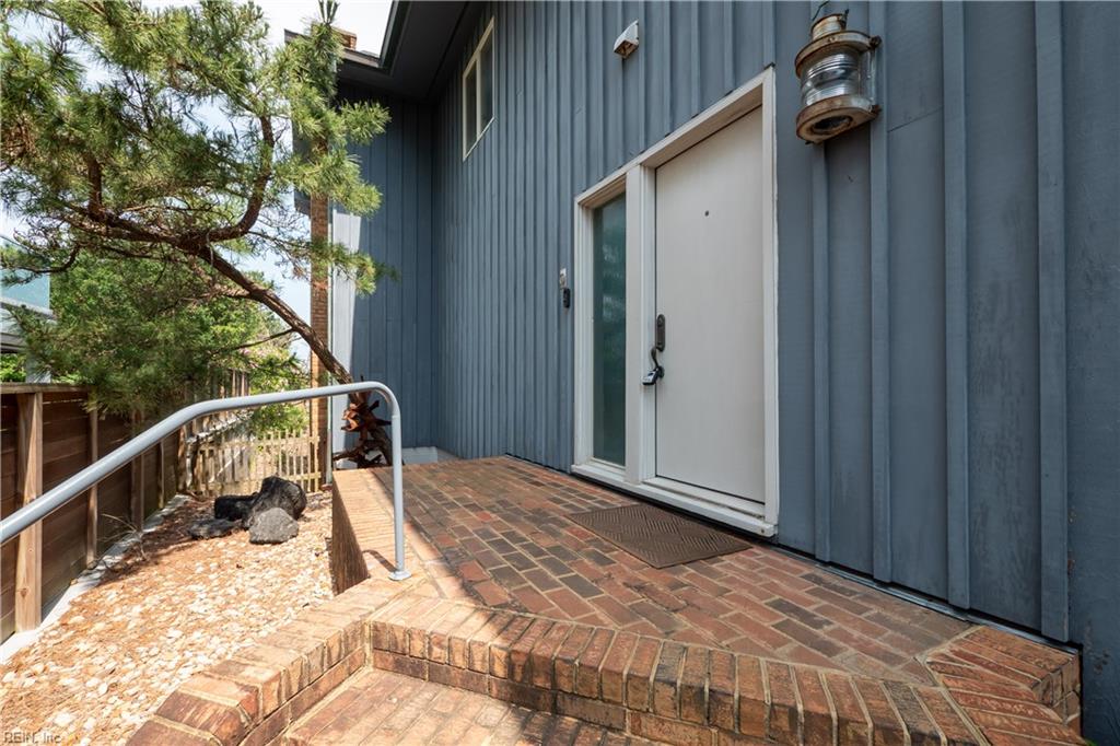 8806 Ocean Front Ave Property Photo 10
