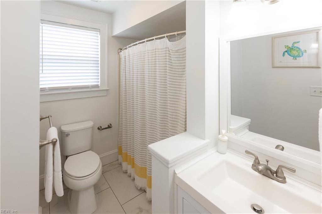 419 26th St Property Photo 35