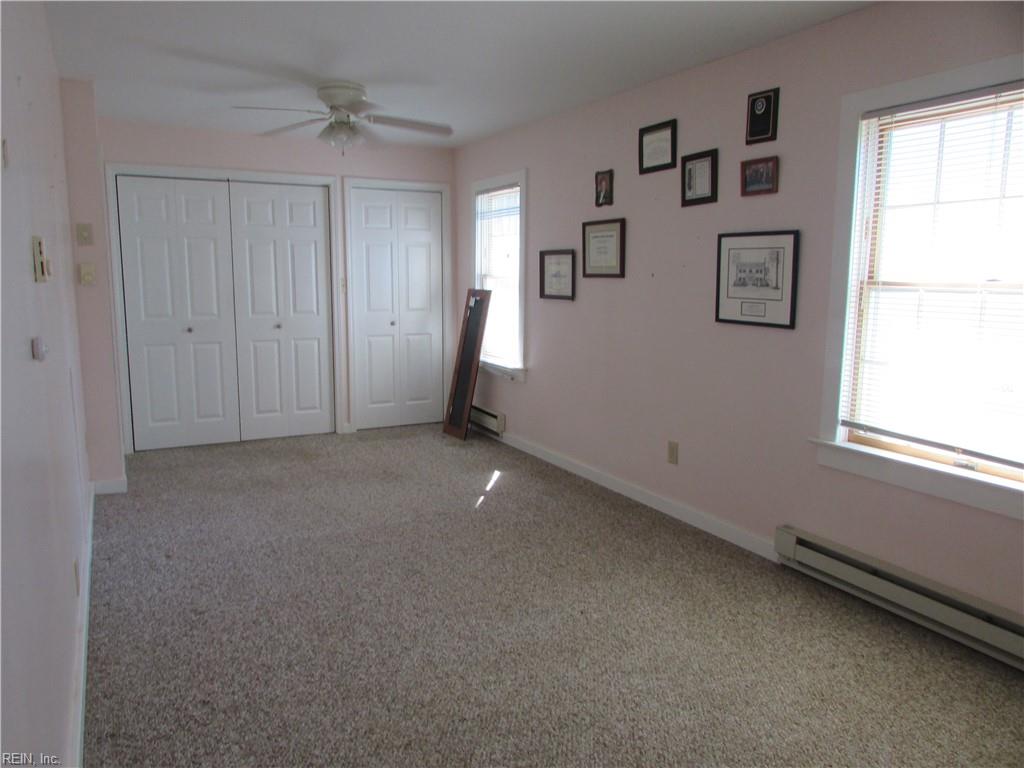 230 Hampton Roads Ave Property Photo 9