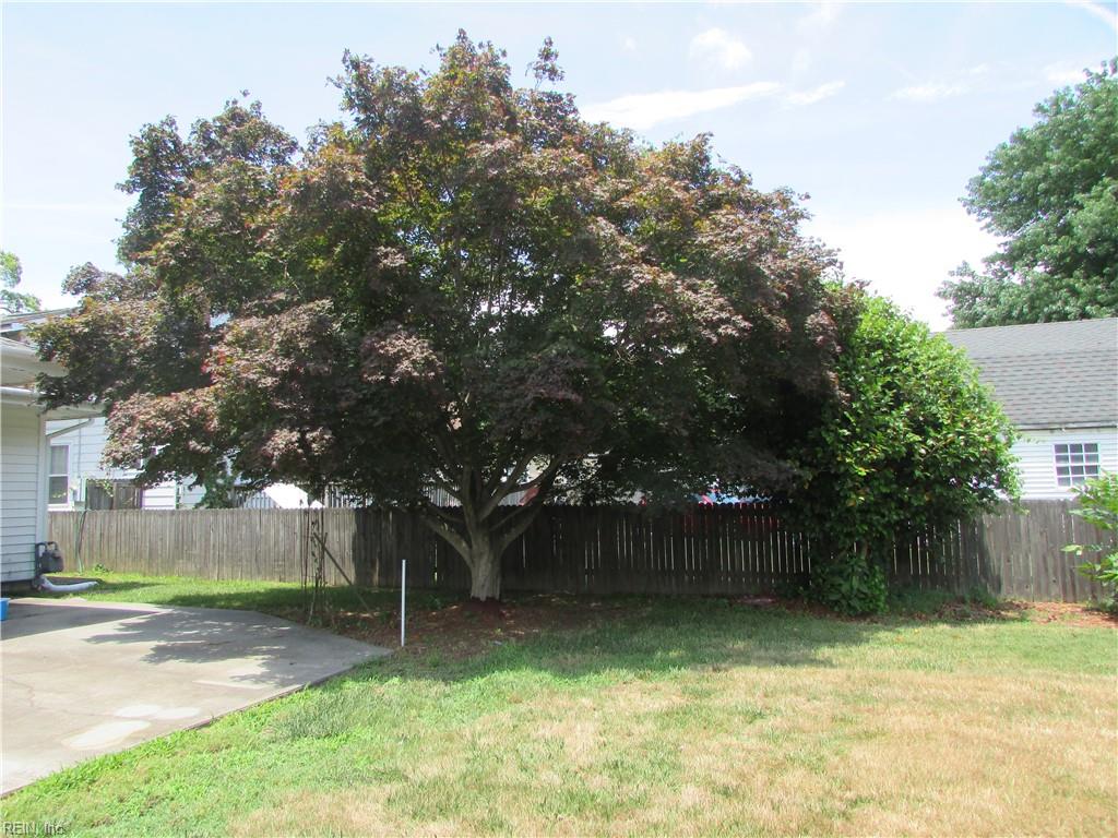 230 Hampton Roads Ave Property Photo 11