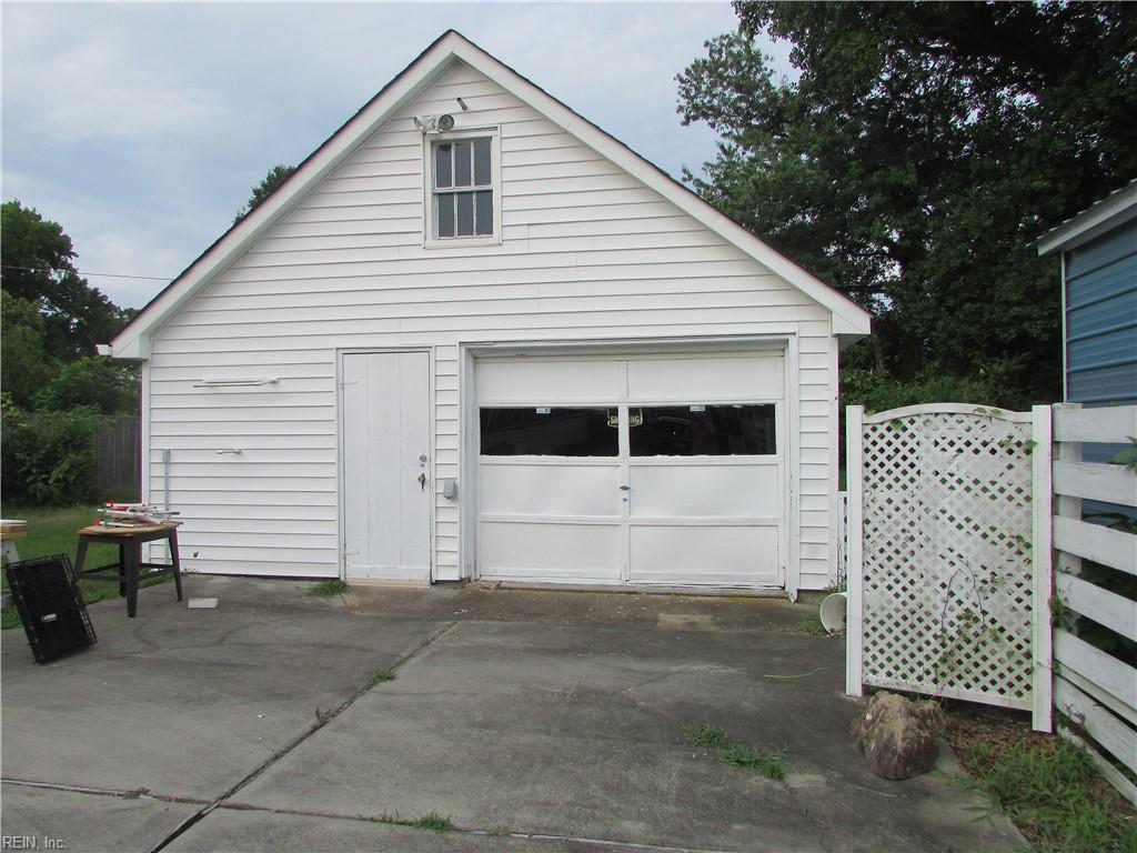 230 Hampton Roads Ave Property Photo 13