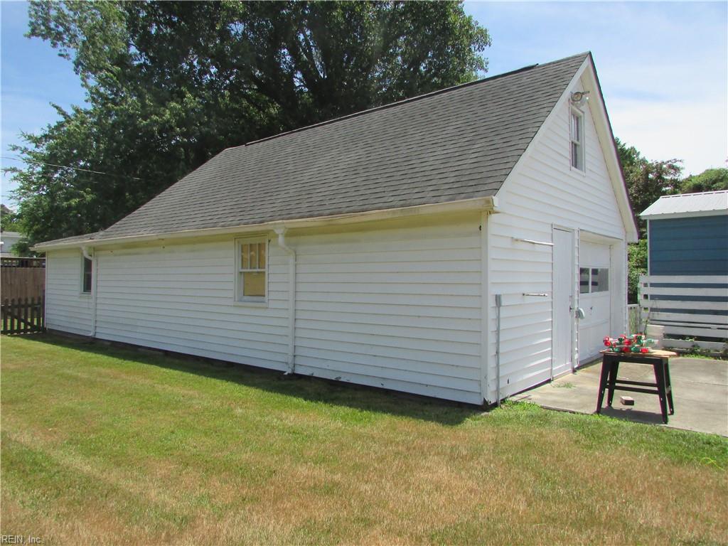 230 Hampton Roads Ave Property Photo 14