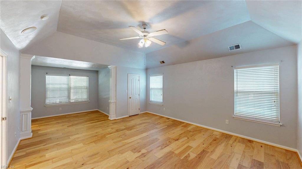 2905 Holm Oak Ct Property Photo 17