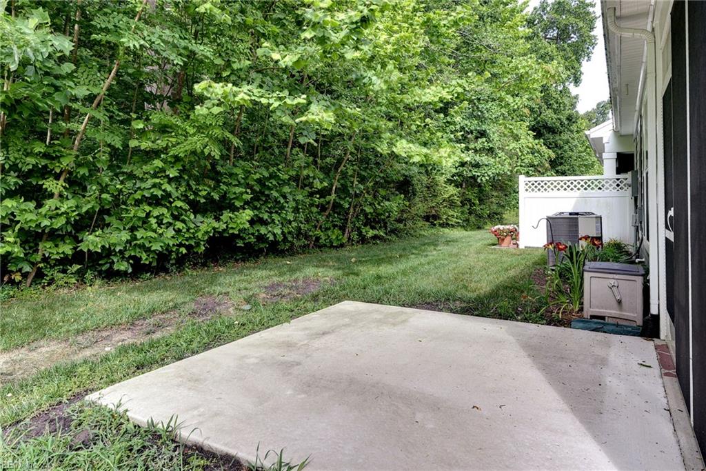 126 Creek Front Ln Property Photo 33
