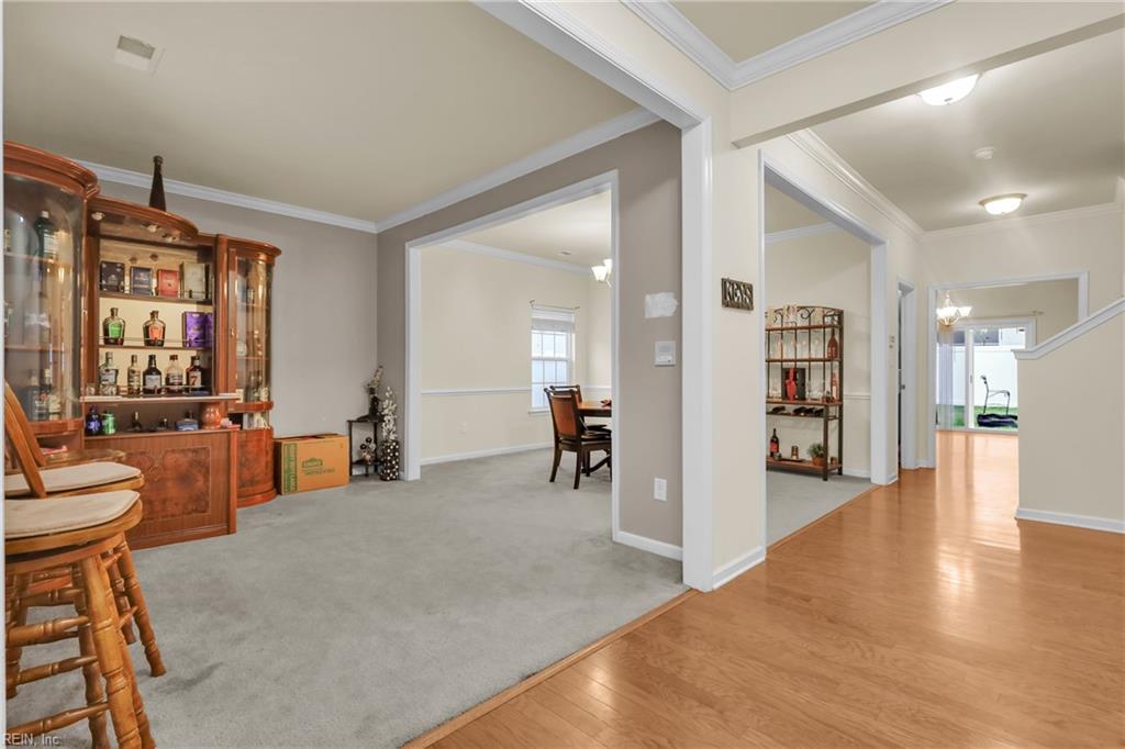 589 Leonard Ln Property Photo 5