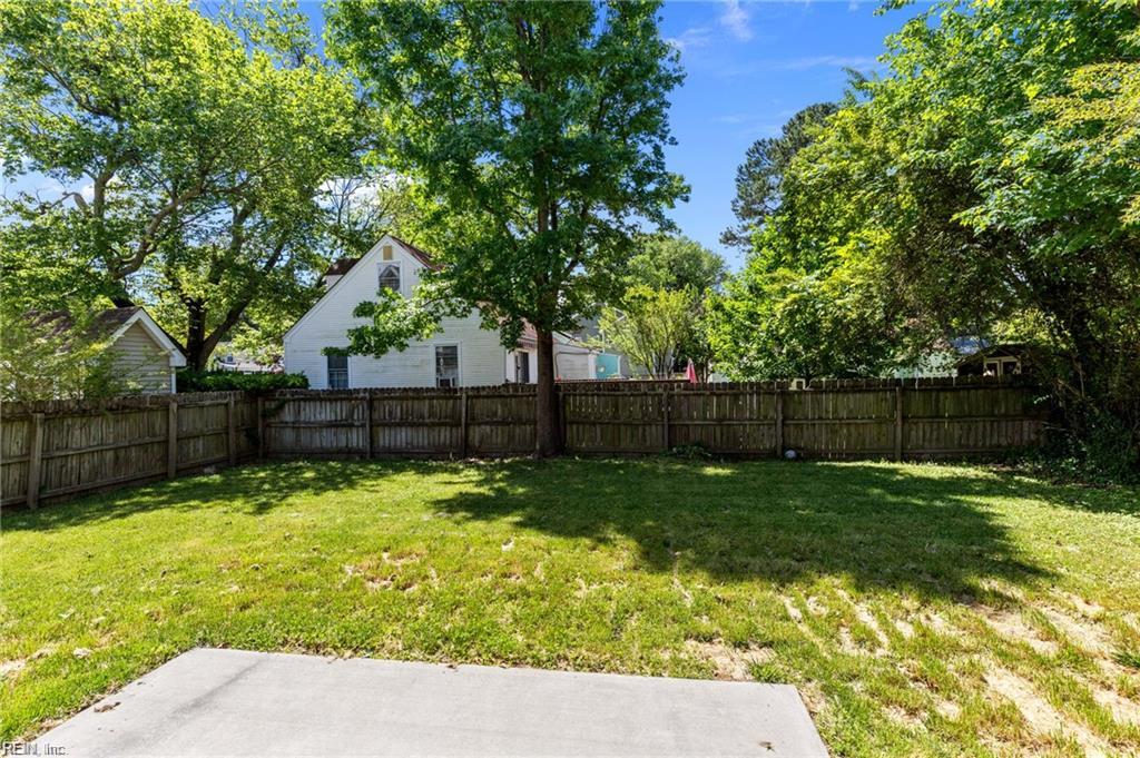 3745 Peterson St Property Photo 16