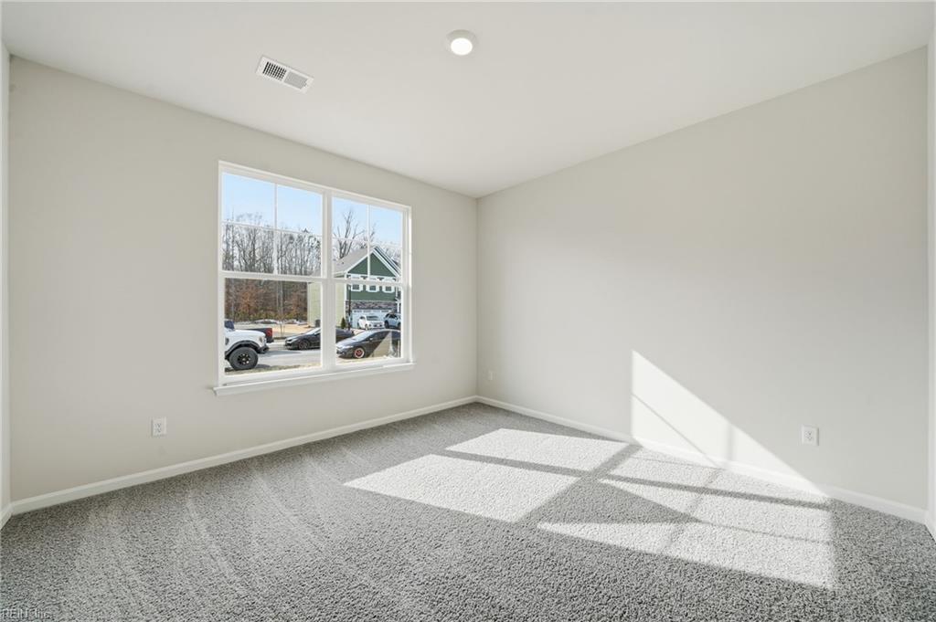 1000 Eastport Pl Property Photo 17