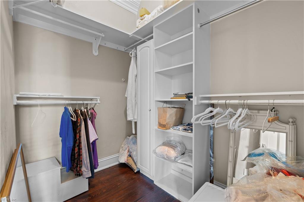 419 Duke St Property Photo 26