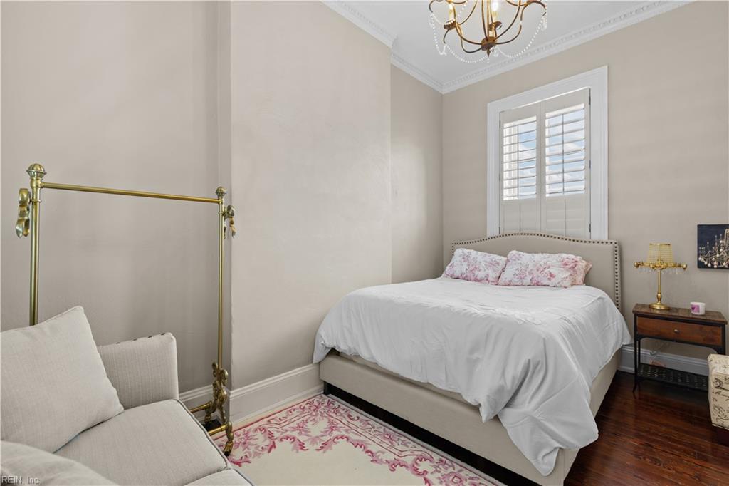 419 Duke St Property Photo 31