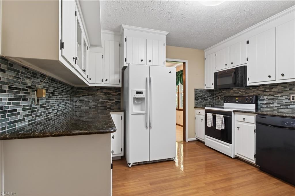 600 Lotz Dr Property Photo 12