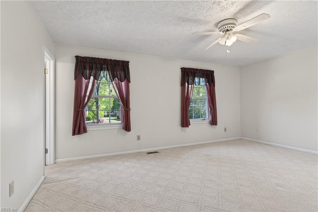 600 Lotz Dr Property Photo 21