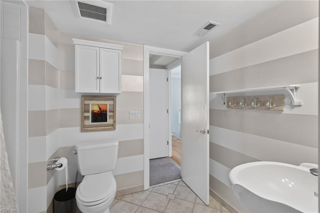 2313 Kendall St Property Photo 24