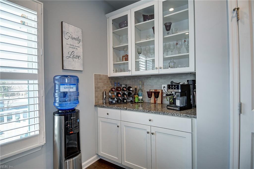 504 Clara Ln Property Photo 18