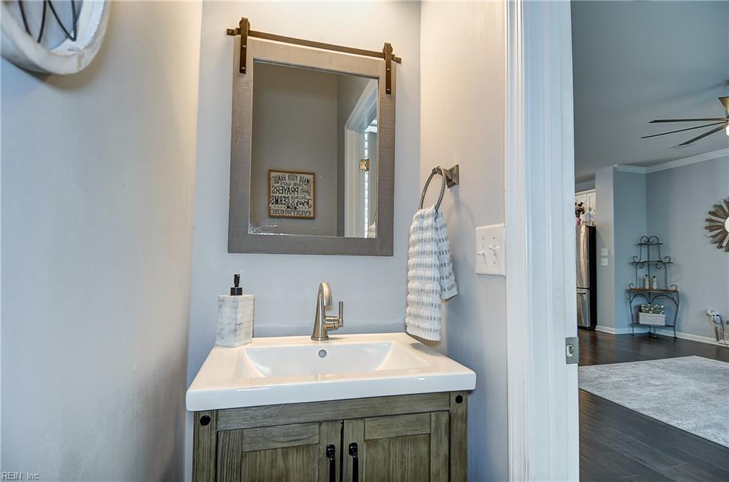 504 Clara Ln Property Photo 24