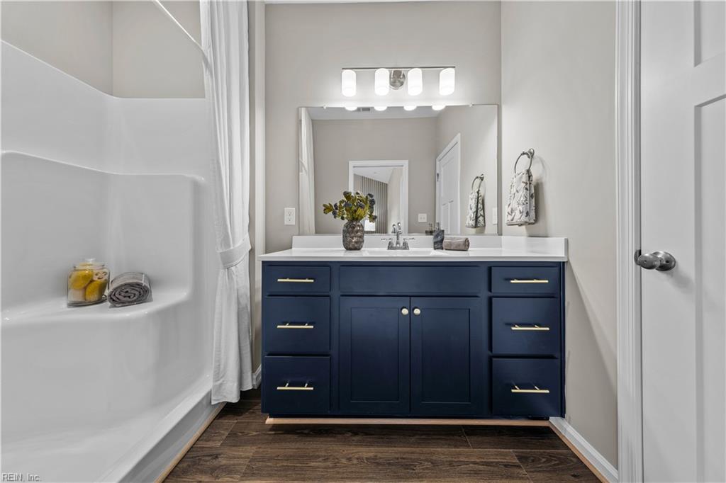 1311 Watermark Way Property Photo 14