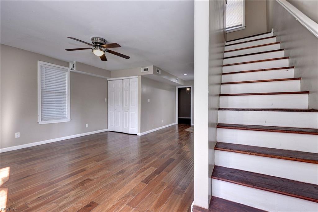 1247 29th St Property Photo 5