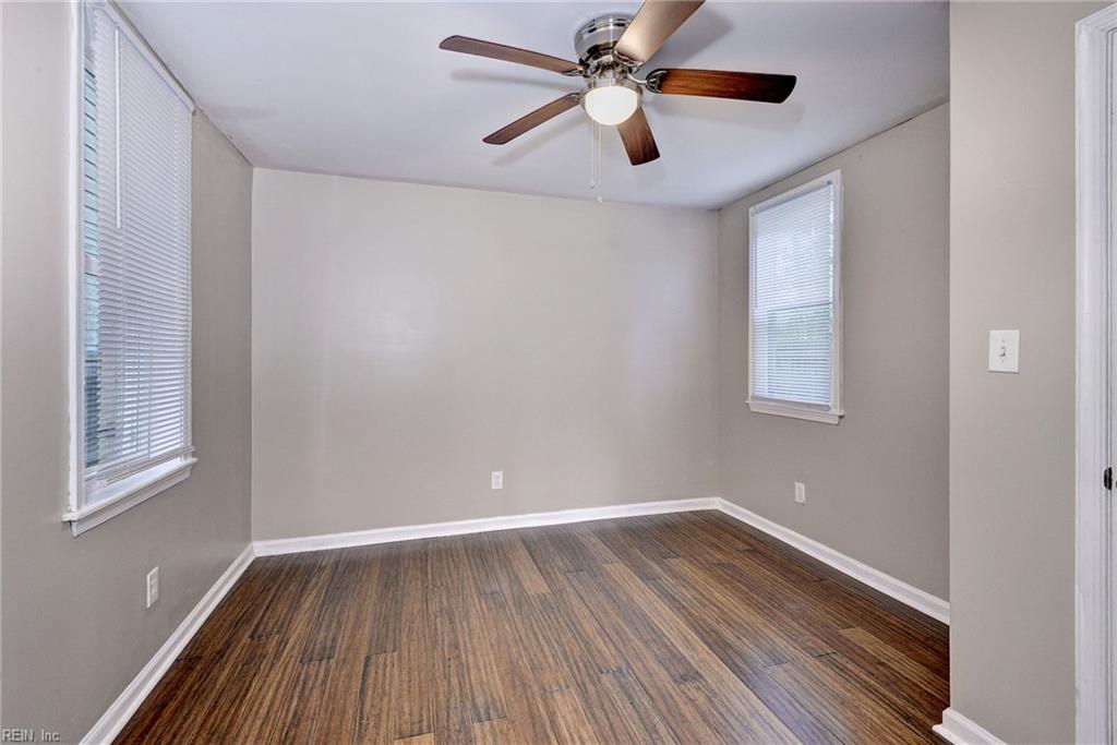 1247 29th St Property Photo 14