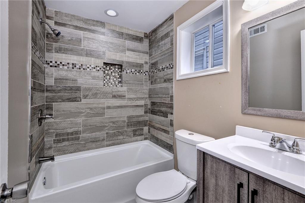 1247 29th St Property Photo 15