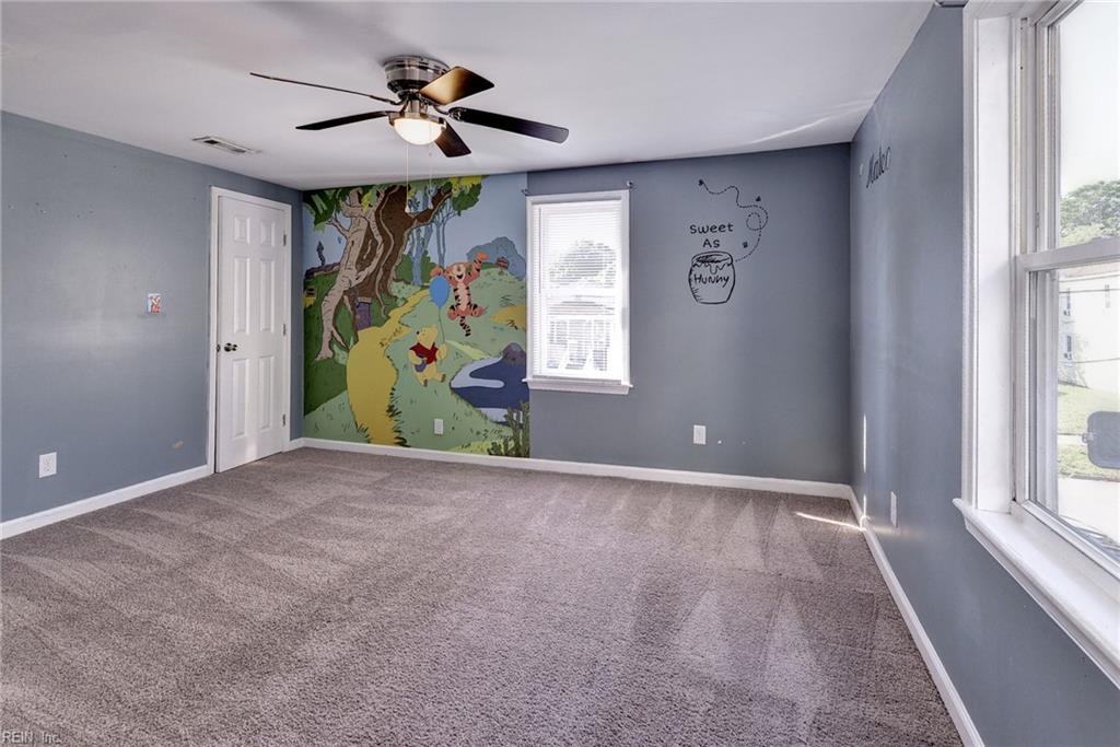 1247 29th St Property Photo 22