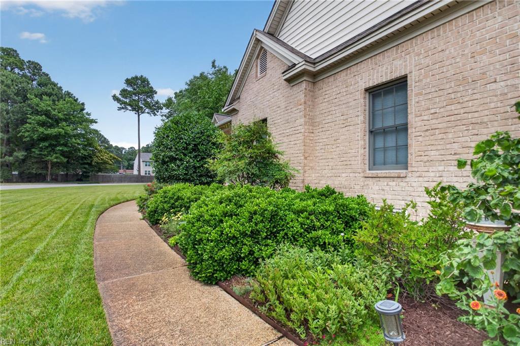 1 Black Oak Ct Property Photo 3
