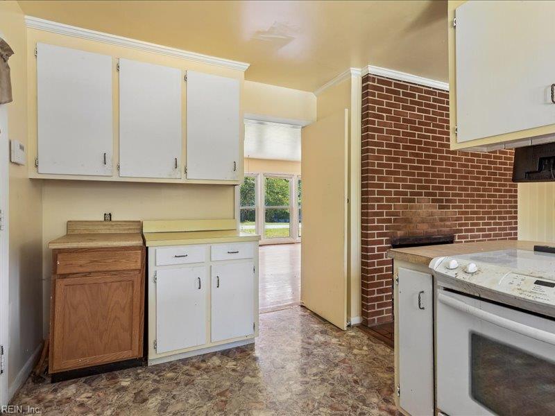 122 Stanley Dr Property Photo 10