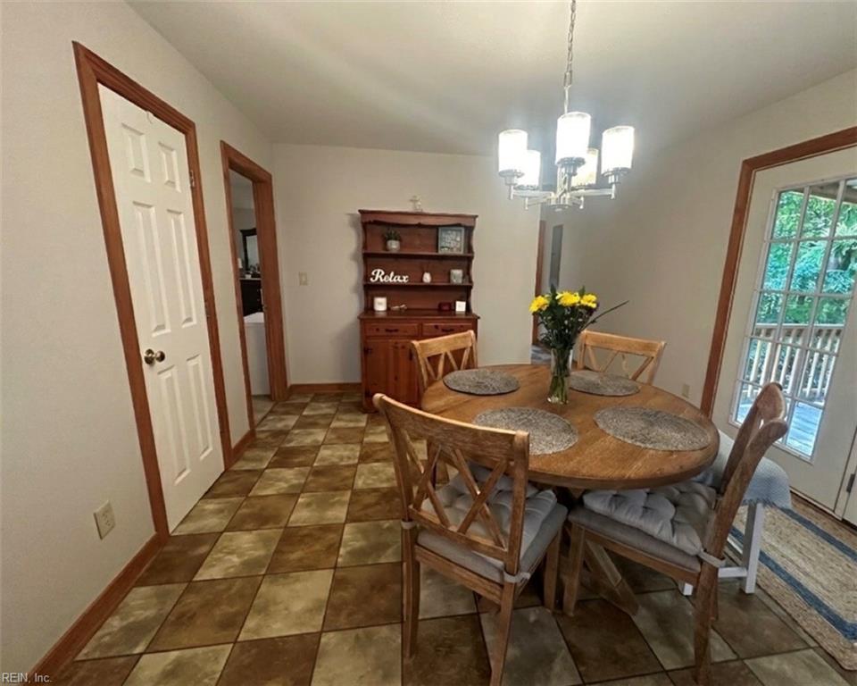 8811 Chipsin Path Property Photo 8