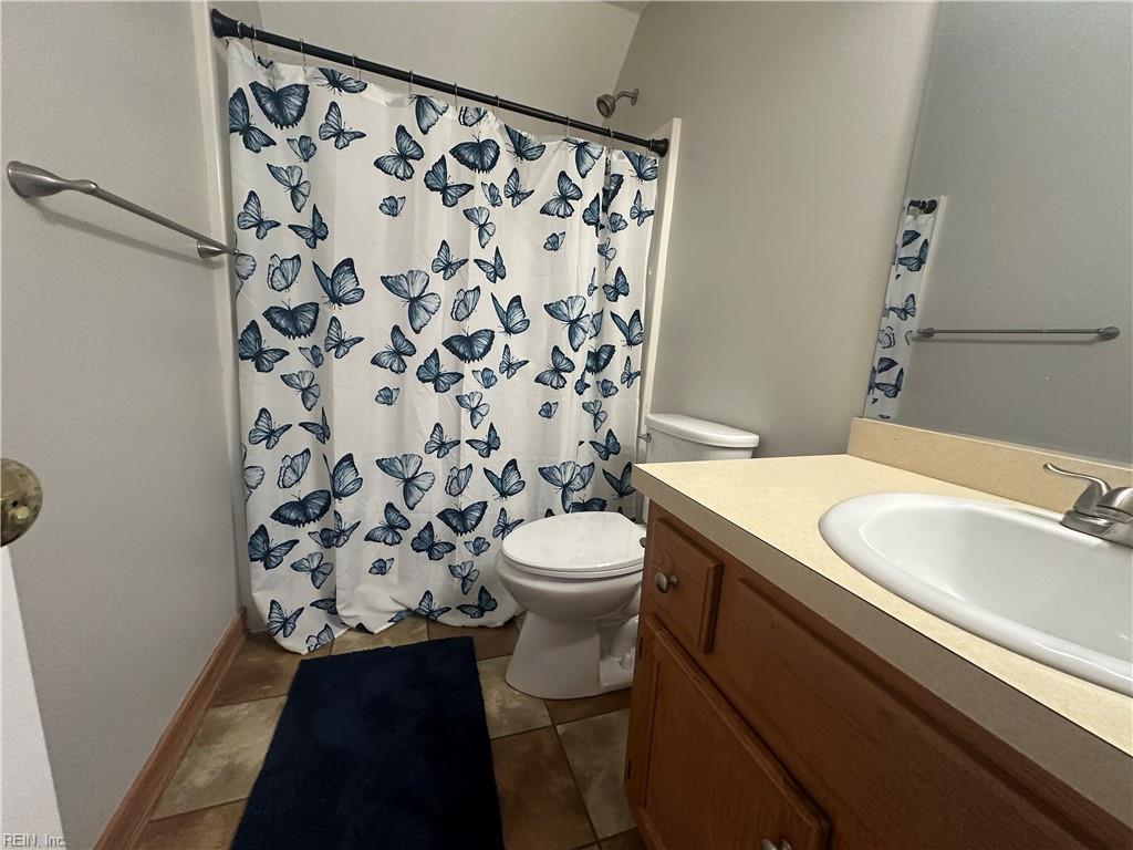 8811 Chipsin Path Property Photo 12
