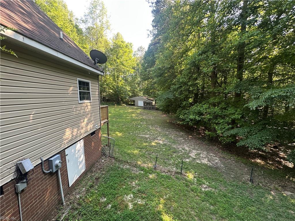 8811 Chipsin Path Property Photo 17