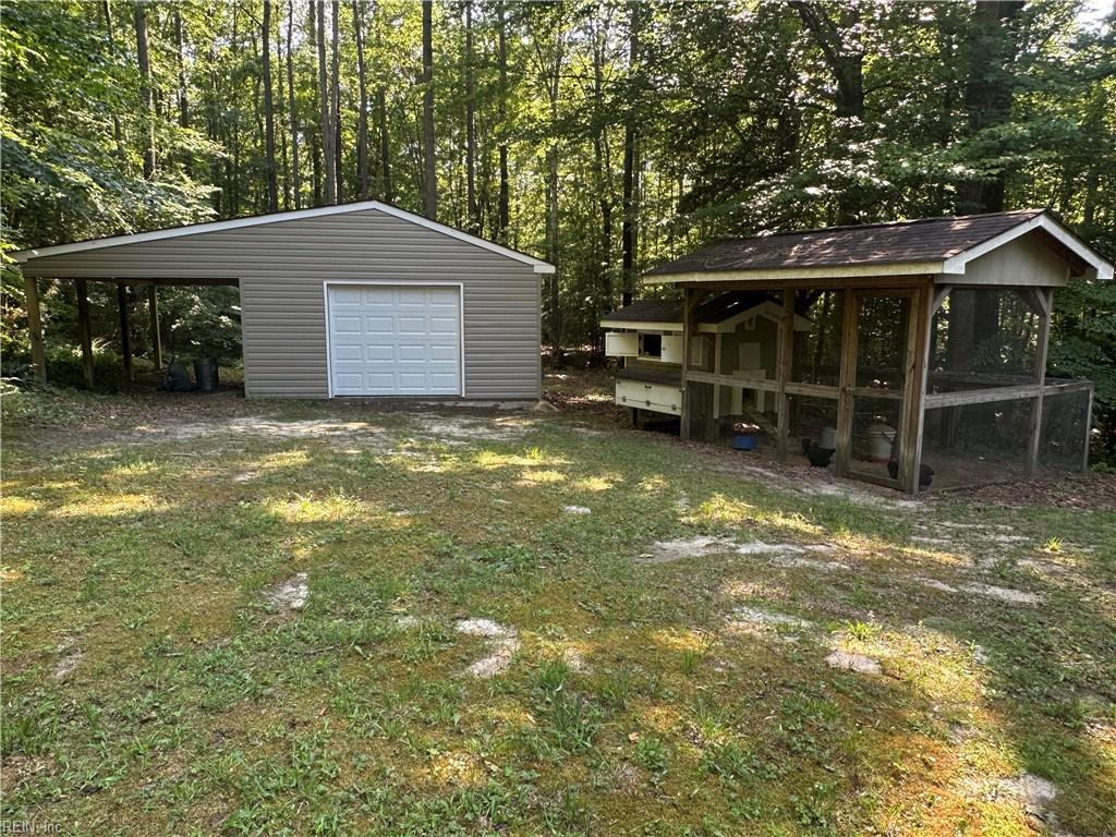 8811 Chipsin Path Property Photo 21