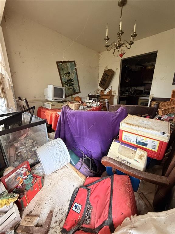 857 Windom Pl Property Photo 3