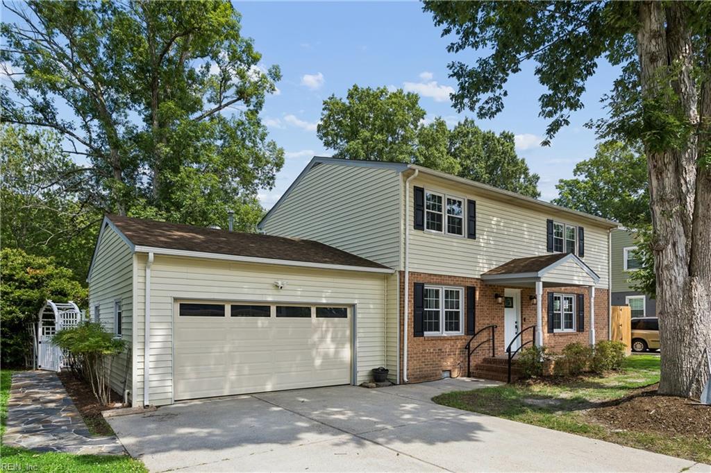 536 King Arthur Dr Property Photo 3