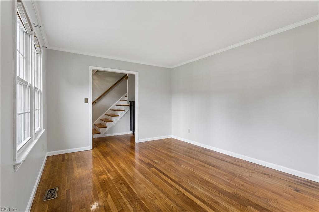 536 King Arthur Dr Property Photo 7