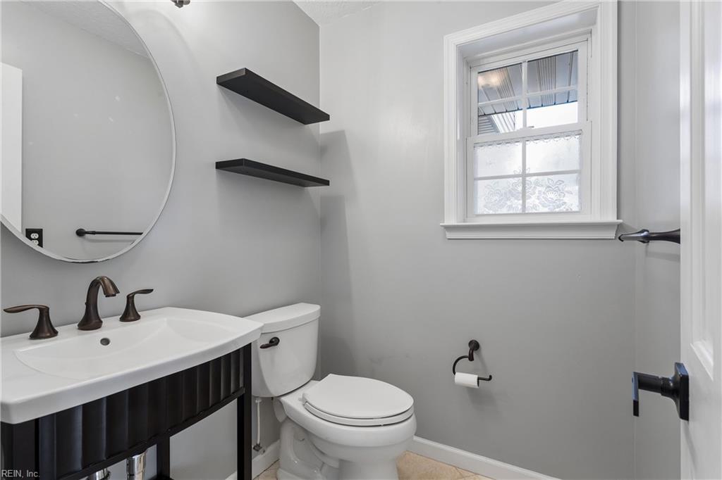 536 King Arthur Dr Property Photo 24