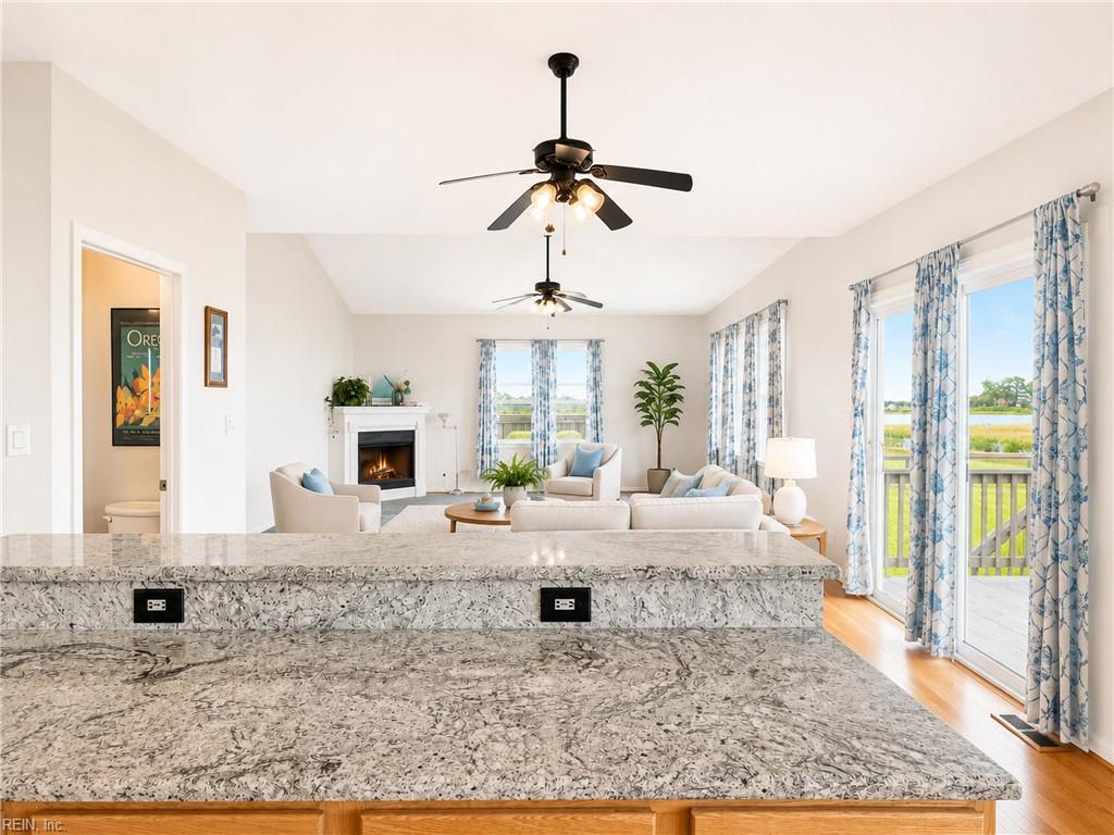 1214 Dandy Loop Rd Property Photo 18