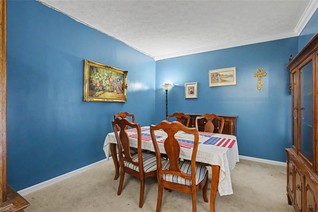 106 Bronze Ct Property Photo 3